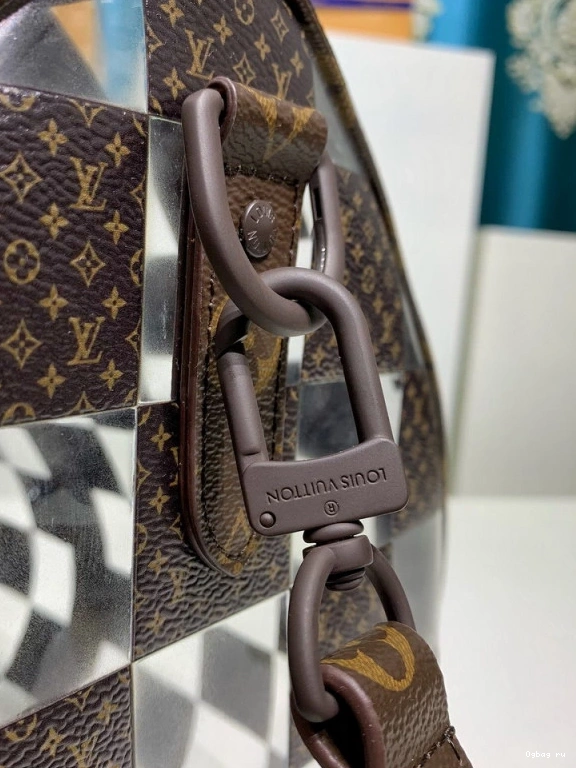 VUITTON BANDOULIÈRE 50 KEEPALL LOUIS 0708